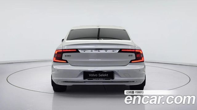 Volvo S90 B5 Ultra Bright - фото 3