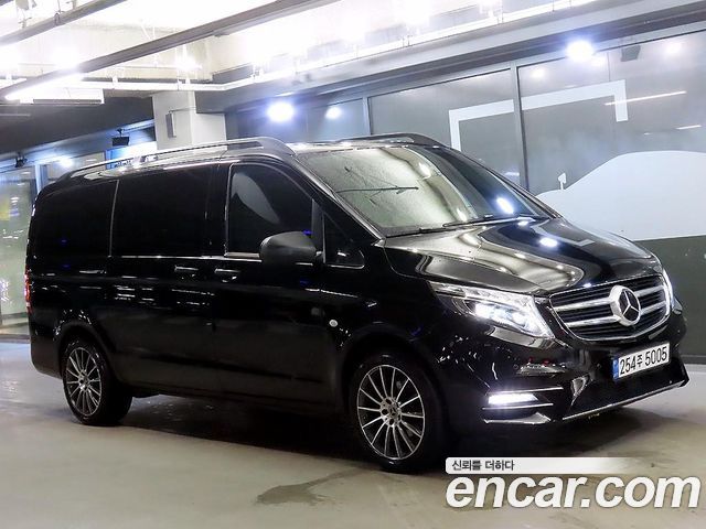 Mercedes-Benz V-Class 2.0 W447 - фото 0