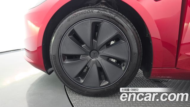 Tesla Model 3 Long Range AWD - фото 4