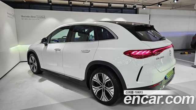 Mercedes-Benz EQE SUV EQE350+ - фото 2