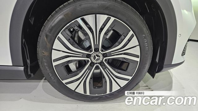Mercedes-Benz EQE SUV EQE350+ - фото 4
