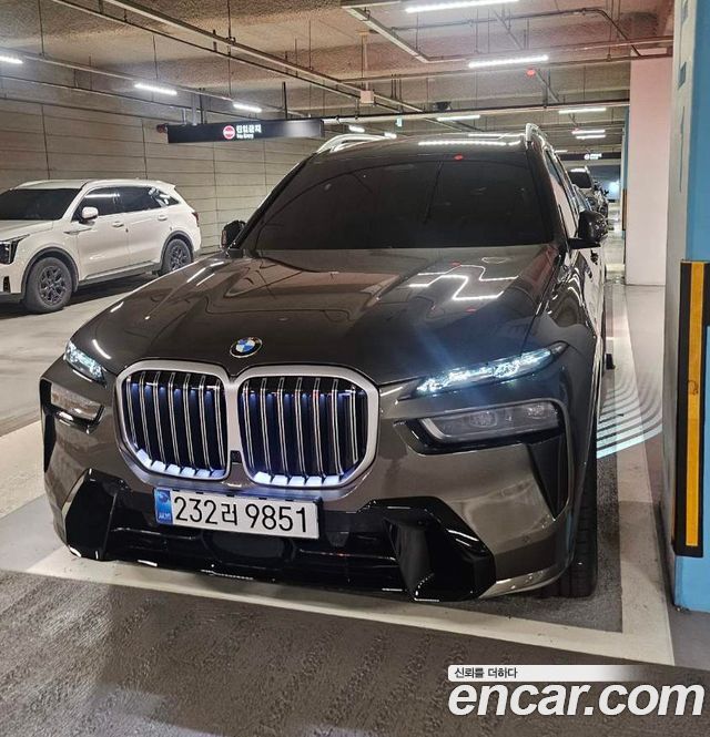 BMW X7 G07 xDrive 40d M Sport 7 STR - фото 0