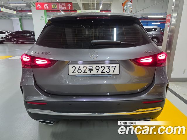 Mercedes-Benz GLA-Class H247 GLA250 4MATIC - фото 3