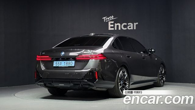 BMW i5 G60 M60 xDrive - фото 1