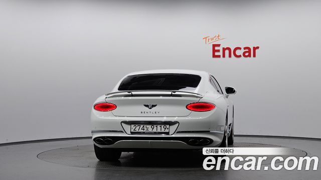 Bentley Continental GT 4.0 GT - фото 2
