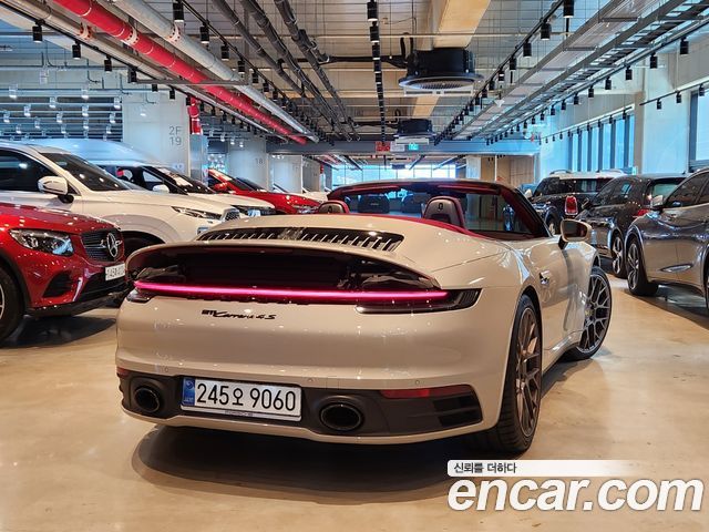 Porsche 911 Carrera 4S Cabriolet - фото 1