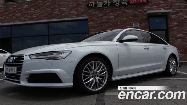 Audi A6 35 TDI Premium C7 - фото 0