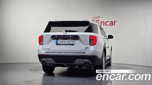 Ford Explorer 6-го поколения 2.3 LimIted 4WD - фото 3
