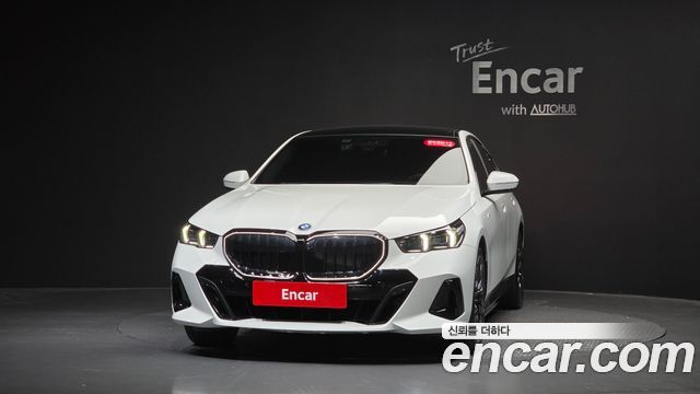 BMW i5 G60 xDrive 40 M Sport - фото 1