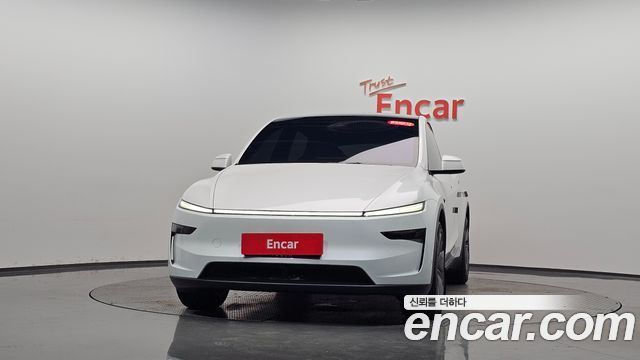 Tesla Model Y Premium RWD - фото 1