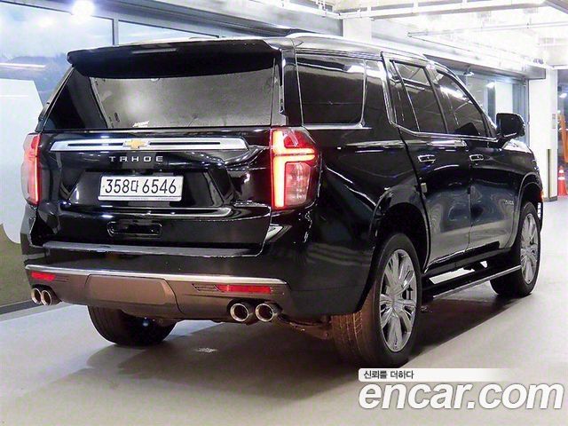 Chevrolet (GM Daewoo) Tahoe 6.2 High Country 4WD - фото 3