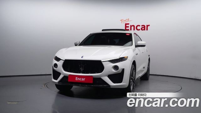 Maserati Levante 3.8 Trofeo - фото 2