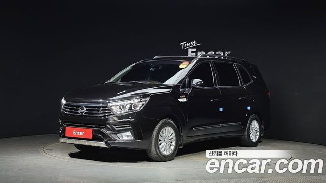 SsangYong Korando Turismo 4WD TX 9-seater - фото 0