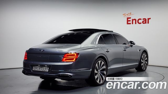 Bentley Flying Spur 3-го поколения 6.0 - фото 1