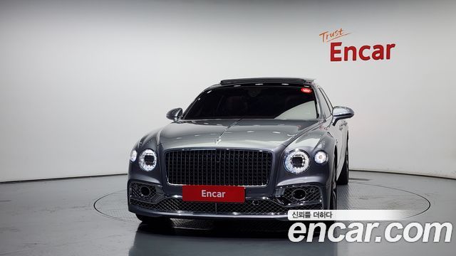 Bentley Flying Spur 3-го поколения 6.0 - фото 2