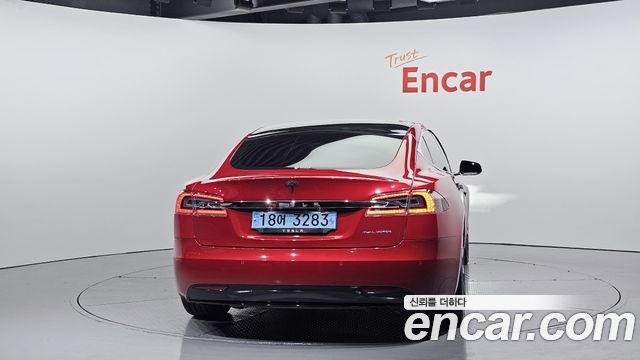 Tesla Model S Long Range - фото 3