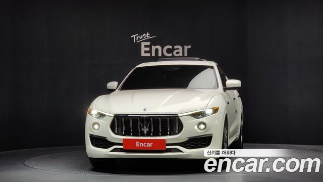 Maserati Levante 2.0 GT AWD - фото 2