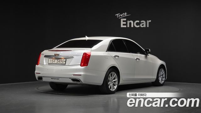Cadillac CTS 3-го поколения 2.0 Luxury - фото 2