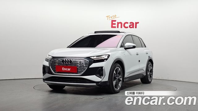 Audi Q4 e-Tron F4 40 Premium - фото 0