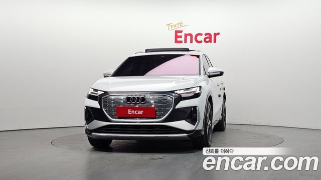 Audi Q4 e-Tron F4 40 Premium - фото 2