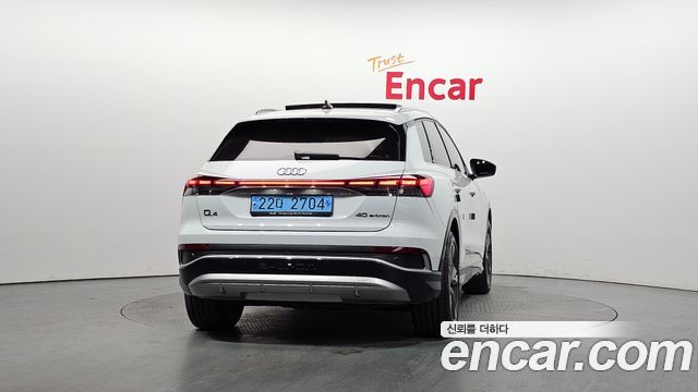 Audi Q4 e-Tron F4 40 Premium - фото 3