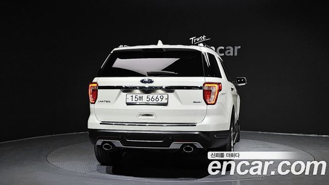 Ford Explorer 2.3 Limited 4WD 5th - фото 3
