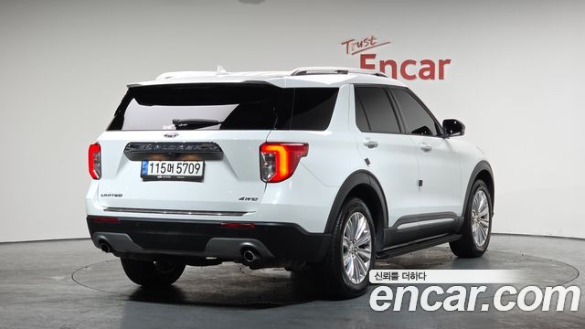 Ford Explorer 6-го поколения 2.3 LimIted 4WD - фото 0