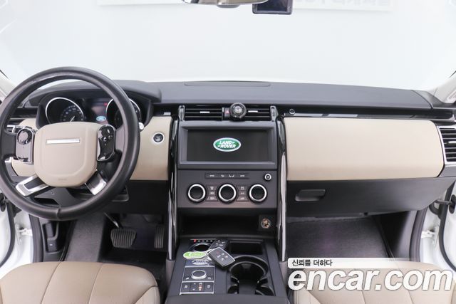 Land Rover Discovery 3.0 SD6 SE - фото 4