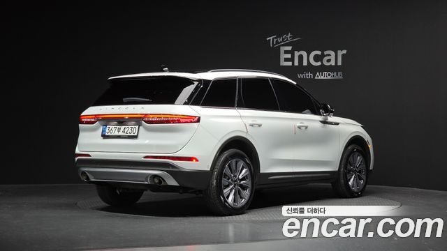 Lincoln Corsair 2.0 Reserve AWD - фото 1