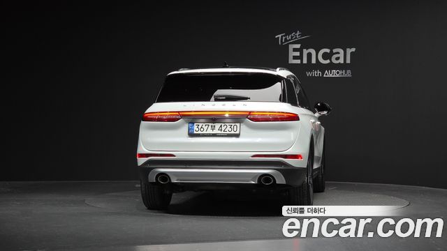 Lincoln Corsair 2.0 Reserve AWD - фото 3