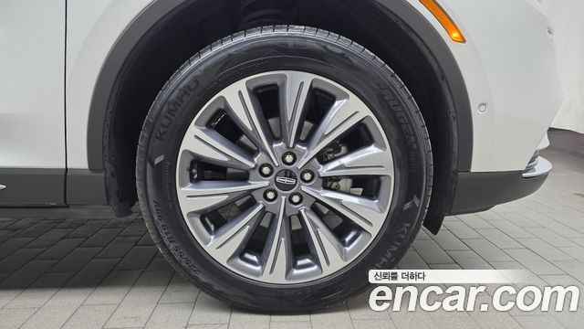 Lincoln Corsair 2.0 Reserve AWD - фото 4