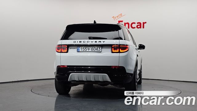 Land Rover Discovery Sport 2-го поколения P250 Dynamic SE - фото 2