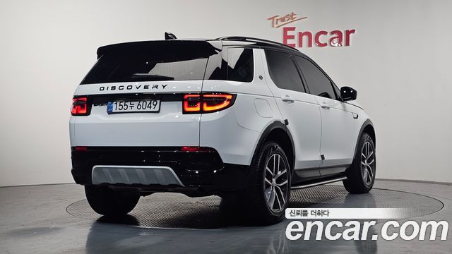 Land Rover Discovery Sport 2-го поколения P250 Dynamic SE - фото 0