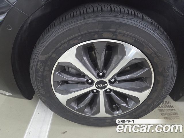 Kia K8 гибрид Noblesse - фото 4