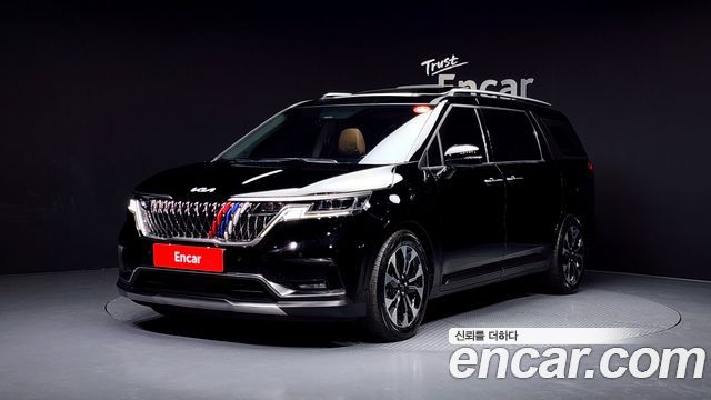 Kia Carnival 4-го поколения 9-Seater Noblesse - фото 0