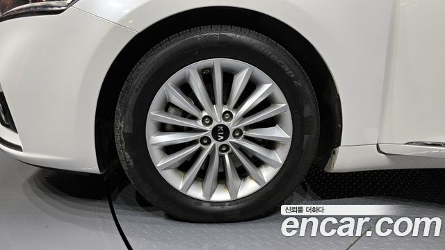 Kia K7 All New 3.0 LPI Luxury (Rental Car) - фото 4