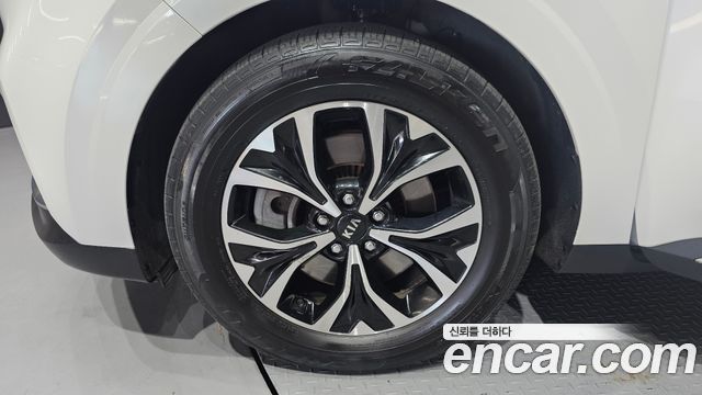Kia Carnival 4-го поколения 9-Seater Signature - фото 4