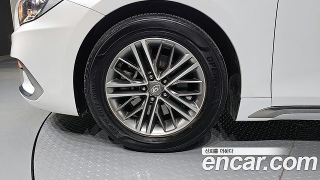 Hyundai Grandeur IG 2.4 Premium - фото 4