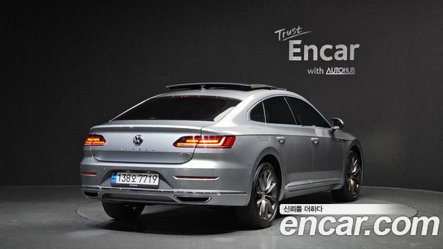 Volkswagen Arteon 2.0 TDI Presige 4Motion - фото 1