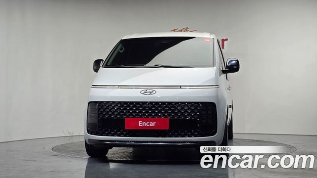 Hyundai Staria 4WD Lounge 9-Seater Inspiration - фото 2