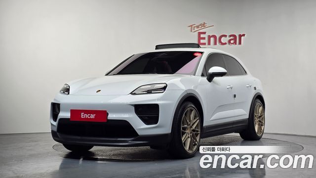 Porsche Macan EV 4S - фото 0
