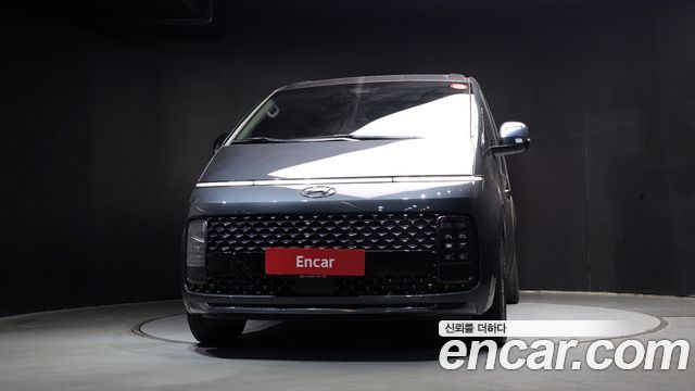 Hyundai Staria Lounge 9-Seater Prestige - фото 2