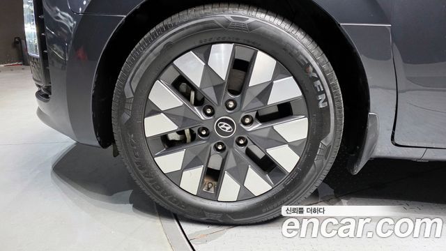 Hyundai Staria Lounge 9-Seater Prestige - фото 4