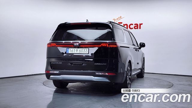 Kia Carnival 4-го поколения 7-Seater Signature - фото 3