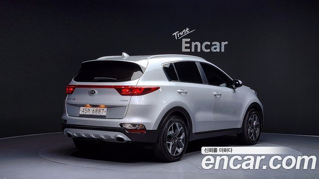 Kia Sportage The Bold Diesel 2.0 2WD Prestige - фото 1