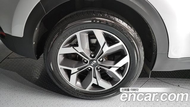 Kia Sportage The Bold Diesel 2.0 2WD Prestige - фото 4