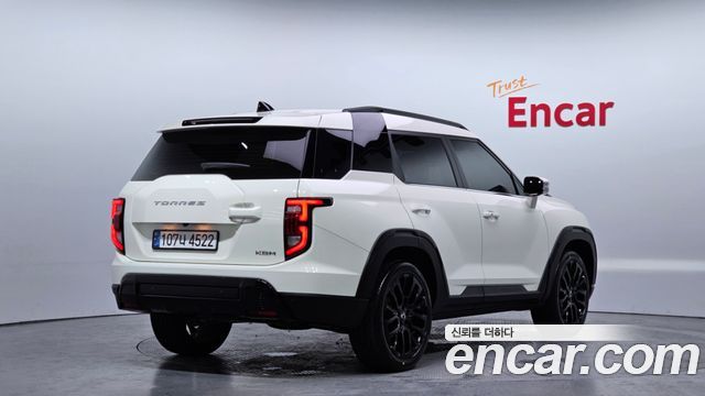 SsangYong Torres Gasoline 1.5 2WD Black Edition - фото 1