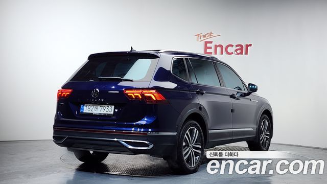Volkswagen Tiguan Allspace 2.0 TSI Prestige - фото 1