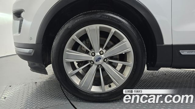 Ford Explorer 2.3 Limited 4WD 5th - фото 4