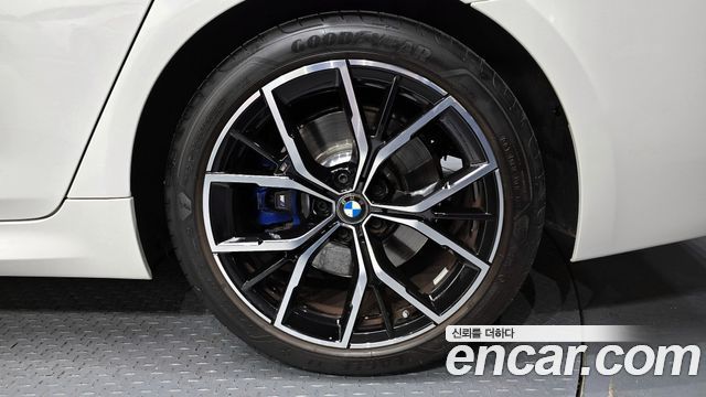 BMW 5 Series G30 530i M Sport Package - фото 4